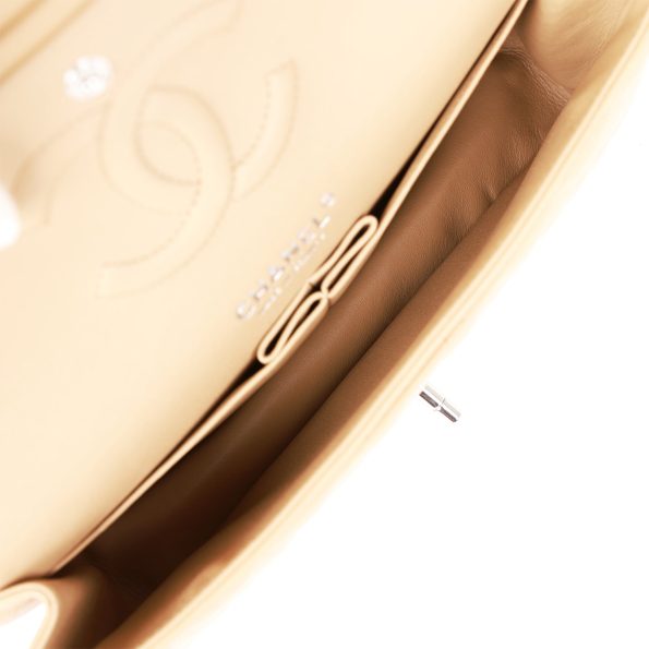 e0a3f4f50655dce47feb2cb8338bedde.jpeg
